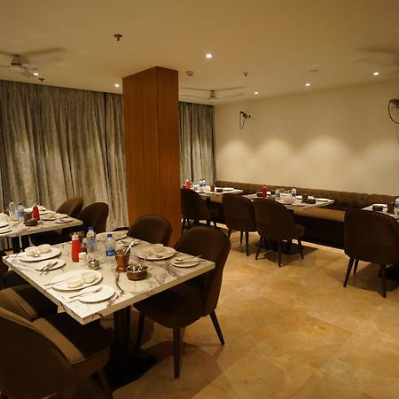 Hotel Mumbai House Express Udaipur Exterior photo