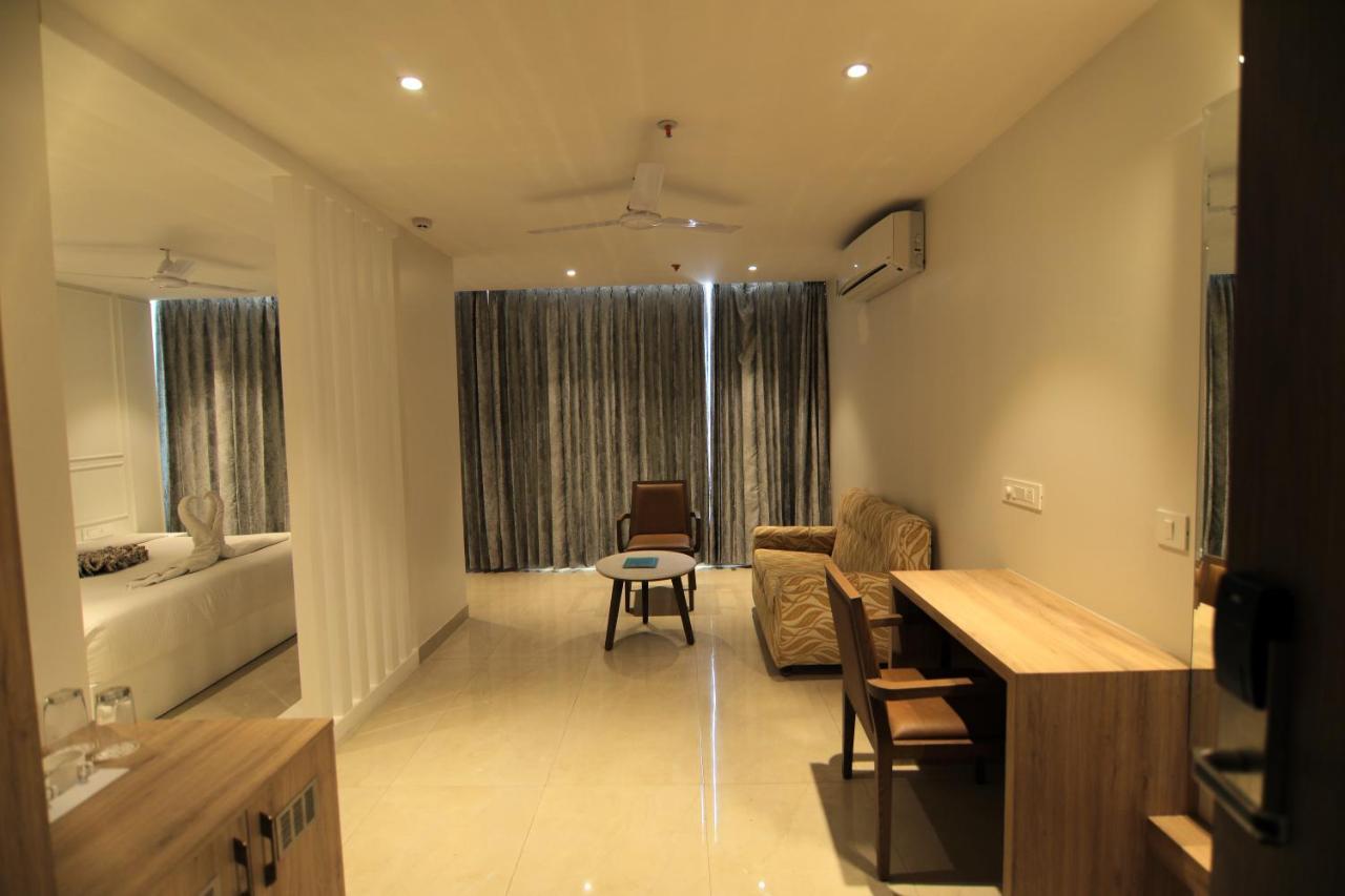 Hotel Mumbai House Express Udaipur Exterior photo
