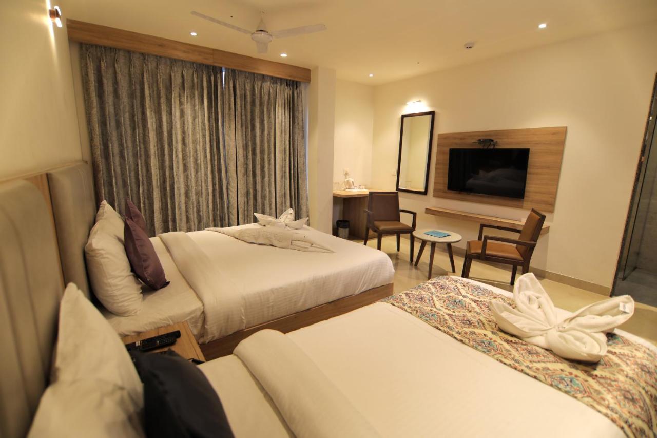 Hotel Mumbai House Express Udaipur Exterior photo